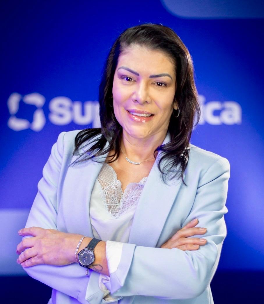 Diná Carvalho