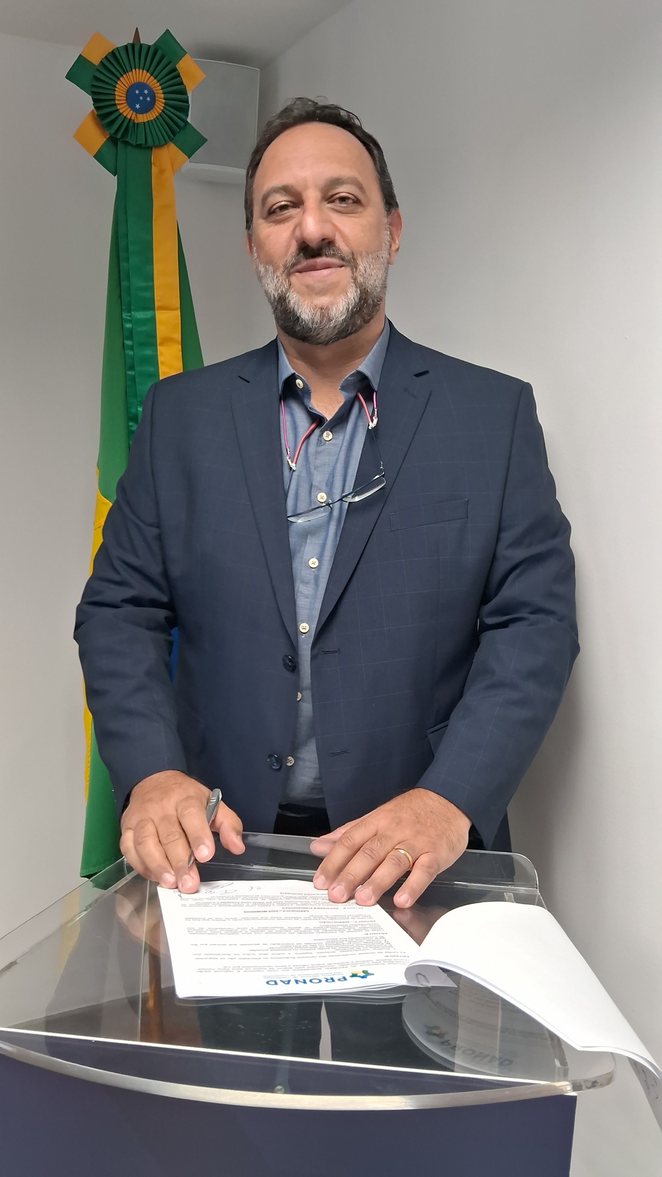 Omar Anauate